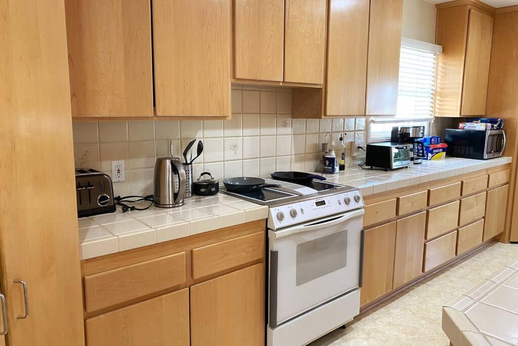 Hébergement de vacances Spacious Family Oasis In Silicon 5mins To Lax Los Angeles